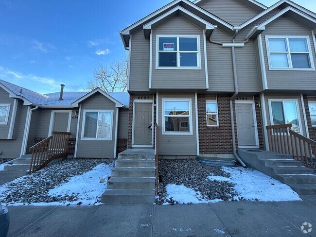 Building Photo - 4797 Live Oak Dr