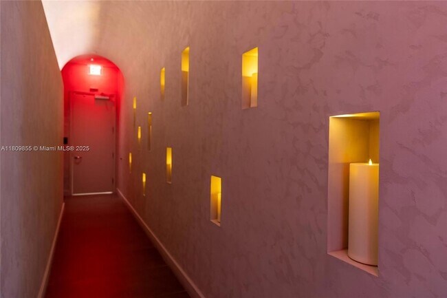 Building Photo - 159 NE 6th St