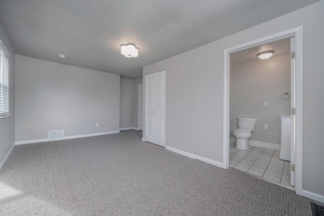 Building Photo - 3469 Denny St