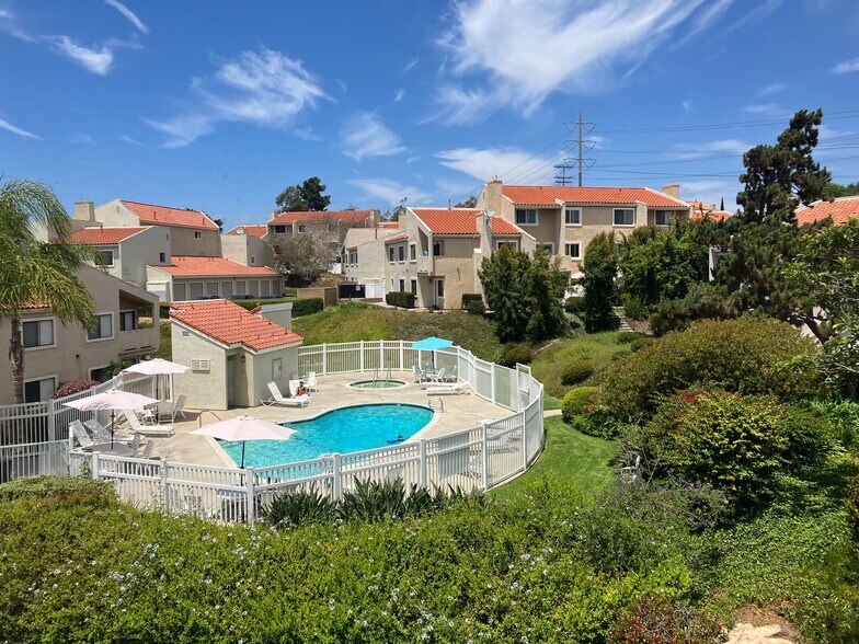 Building Photo - 6915 Quail Pl