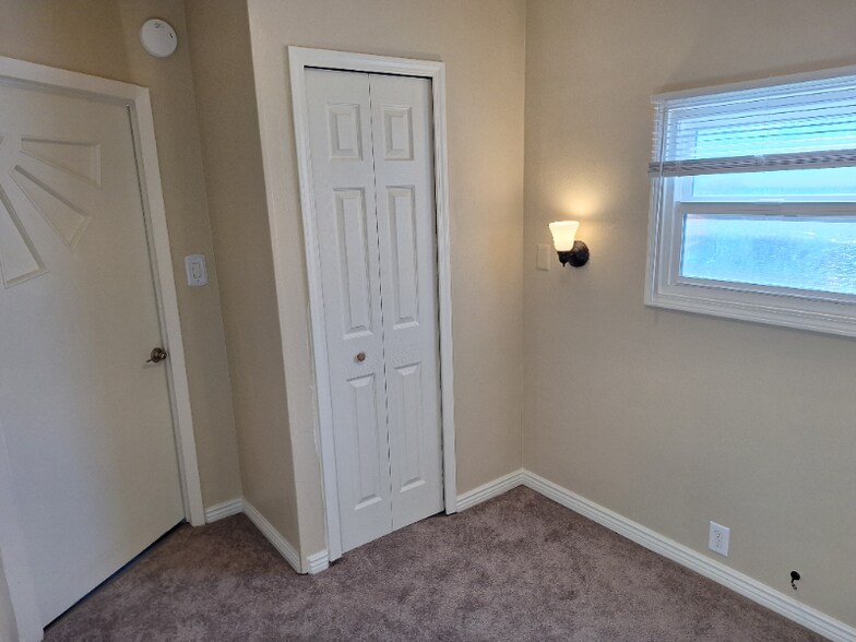 Building Photo - 3526 N Cascade Ave