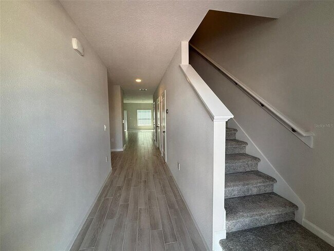 Building Photo - 5086 Rain Shadow Dr