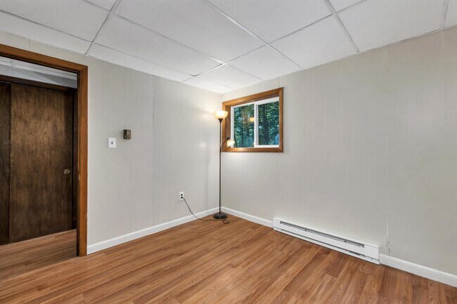 Building Photo - 2832 New Hampshire Rte 175