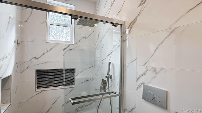 Building Photo - 50-21 Celtic Ave