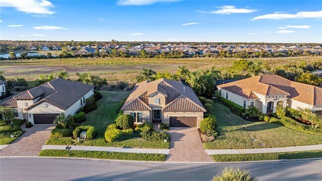 Building Photo - 26683 Raphis Royale Blvd