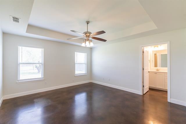 Building Photo - 246 Foxtrot Ln