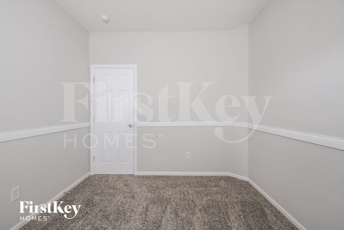 Building Photo - 7207 Parklake Pl
