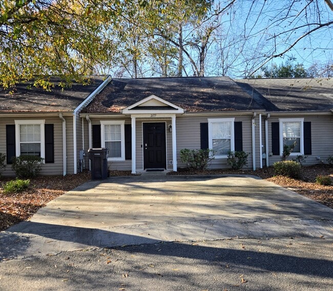 Building Photo - 2177 Bridgeton Rd