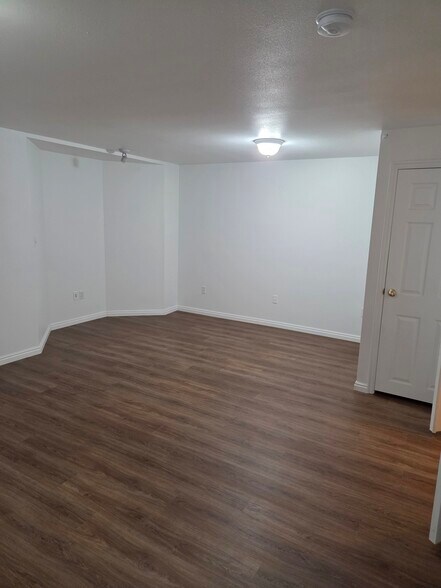 Building Photo - 1231 N 1050 W