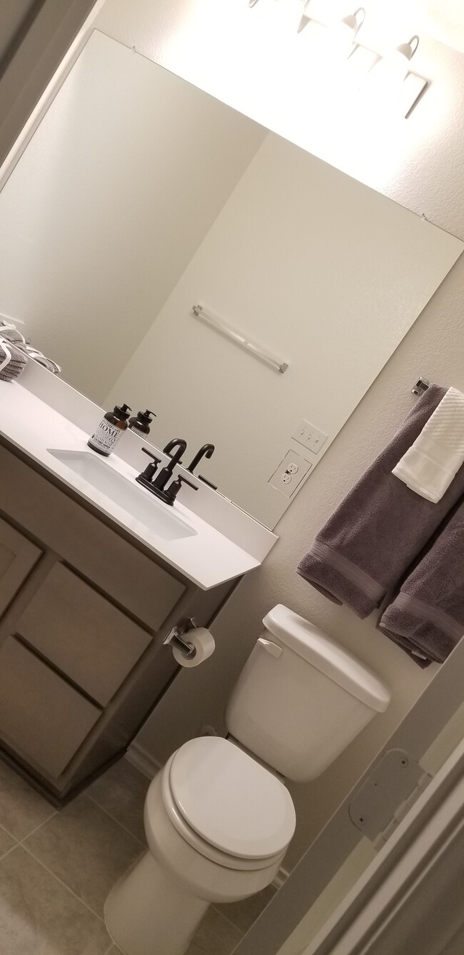 Building Photo - 6213 Albany Sleigh Dr