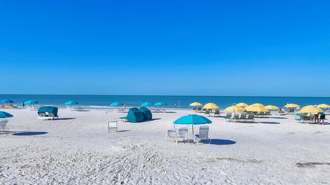 Building Photo - 1250 N Portofino Dr