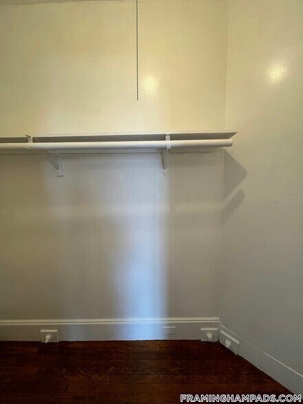 Building Photo - 64 Hollis St