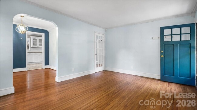 Building Photo - 2126 Arnold Dr