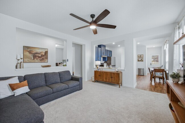 Building Photo - 15307 Oceanus Dr