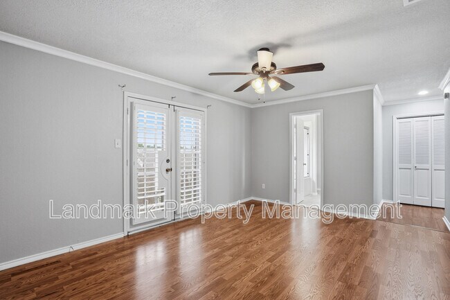 Building Photo - 5845 Water Ridge Dr