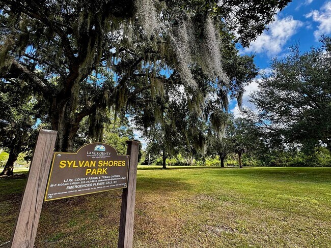 Building Photo - 2236 Northland Rd