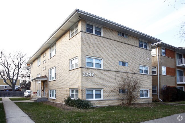 Primary Photo - 2246 S 17th Ave