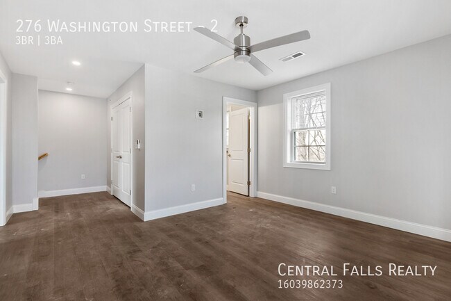 Building Photo - 276 Washington St