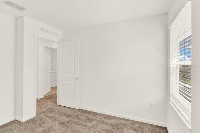 Building Photo - 517 Bell Prairie Cir