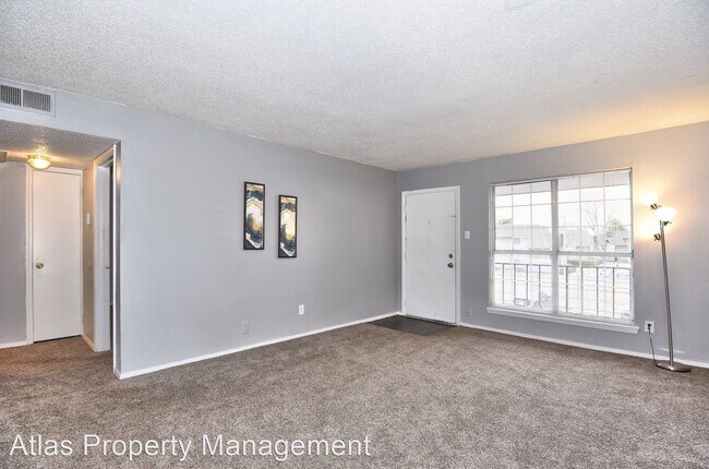Building Photo - 9730 E 33rd St