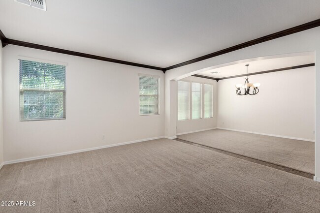 Building Photo - 3142 N Clanton St