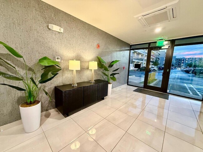 Building Photo - 8001 NW 41st St