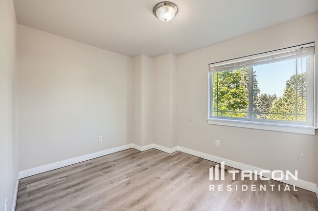 Building Photo - 14716 69th Ave Ct E