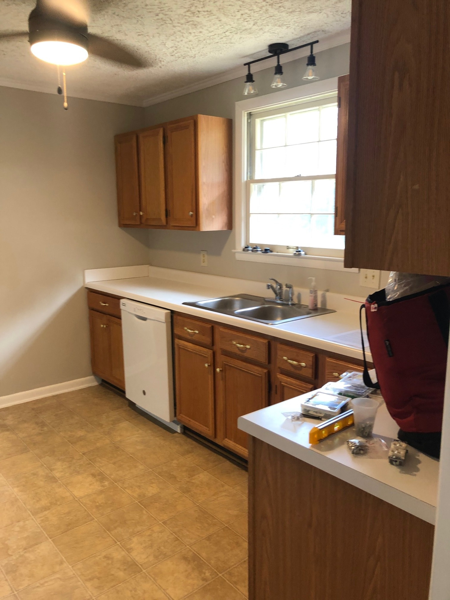 Building Photo - 258 Compton Rd