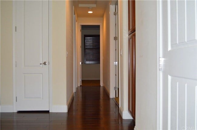 Building Photo - Luxury 4 Bedroom 3 Bath single family home...