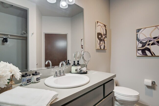 Building Photo - 2210 Remington Way