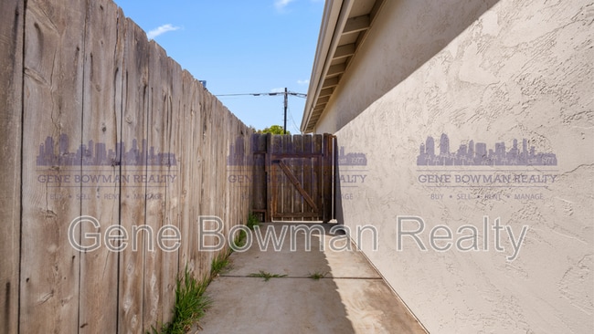 Building Photo - 781 Cypress Ave