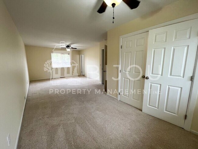 Building Photo - 4635 Woodsorrel Ct