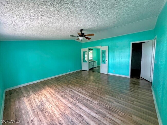 Building Photo - 1218 Seminole Ave SW