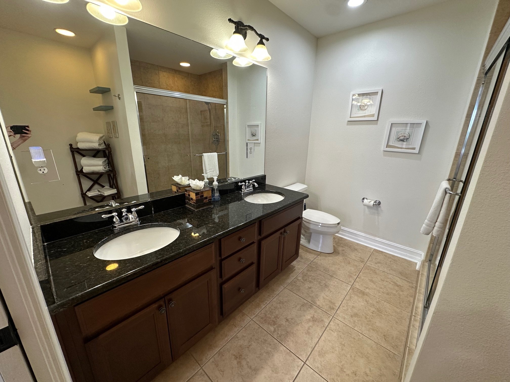 Building Photo - 13941 Clubhouse Dr