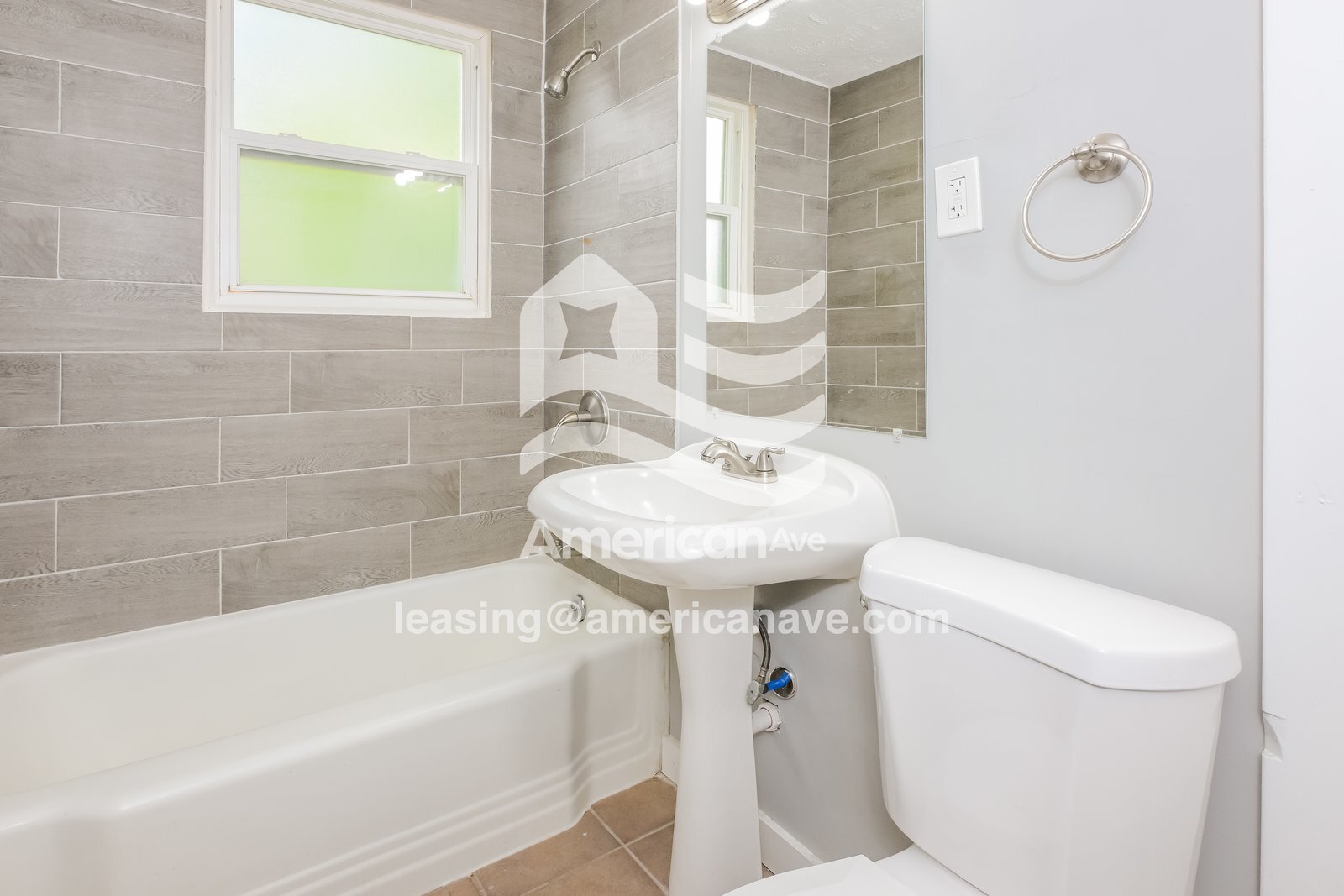 Building Photo - 709 N 41st Ave