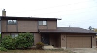 Building Photo - Four Bedroom Charmer!