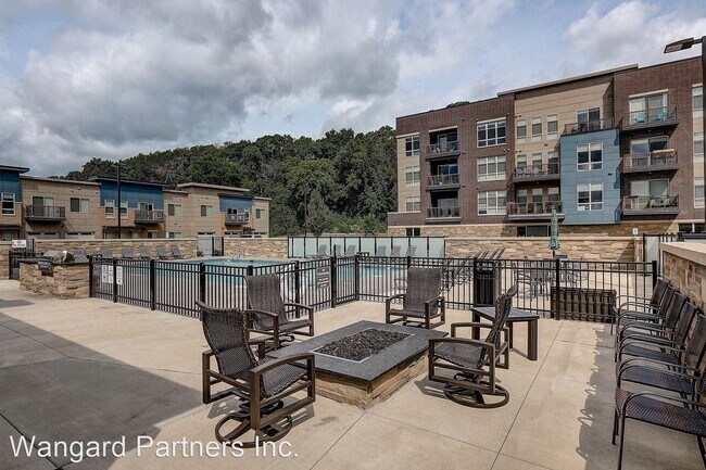 Building Photo - 1225 N 62nd St
