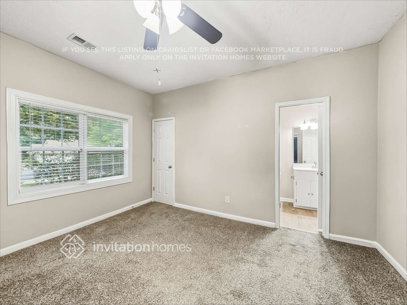 Building Photo - 1040 Burning Bush Dr