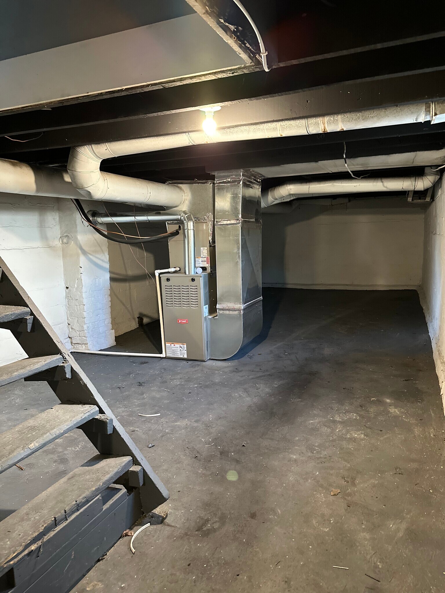 Building Photo - 629 Sheldon Ave