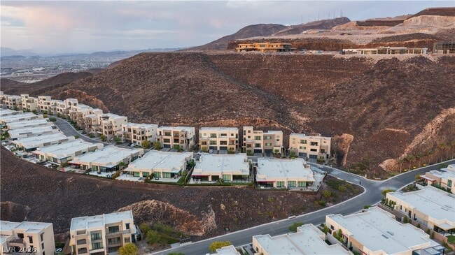 Building Photo - 446 Tranquil Peak Ct