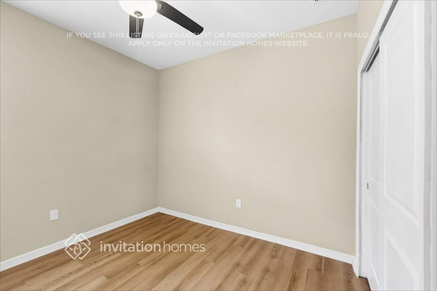 Building Photo - 14231 Seranoa Dr