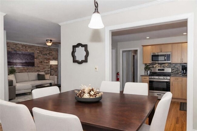 Building Photo - 153 Lindbergh Drive NE