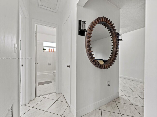 Building Photo - 6161 SW 44th St