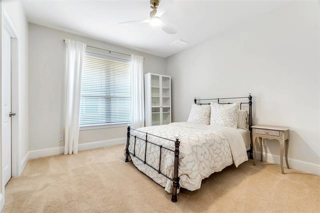 Building Photo - 5916 Hudson St