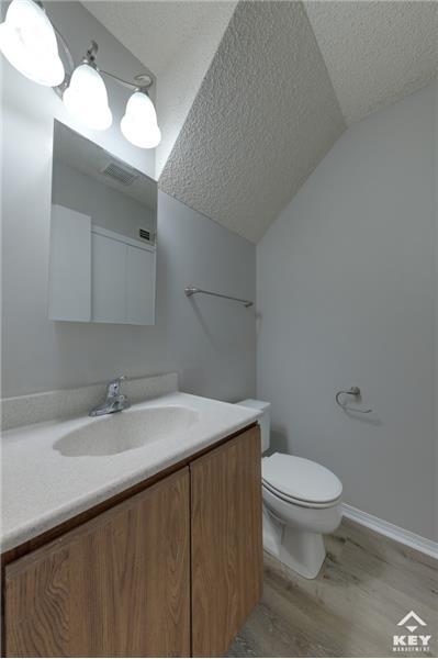 Building Photo - 1315 N Sheridan St