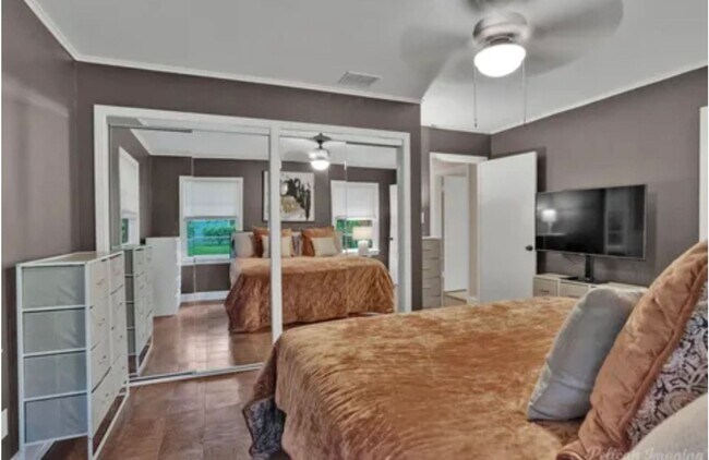 Building Photo - Coming Soon In Broadmoor!!