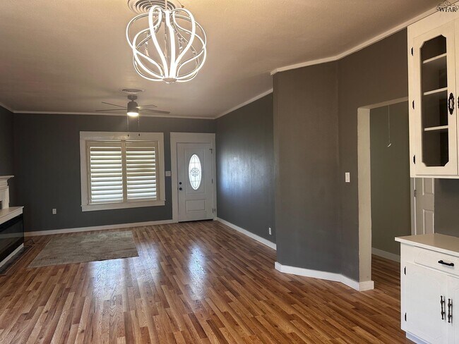 Building Photo - 1502 Fillmore St