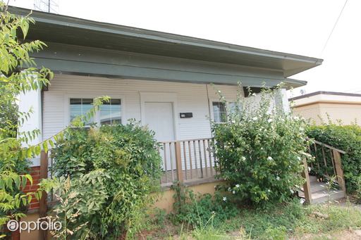 Building Photo - 104 N Greenleaf St