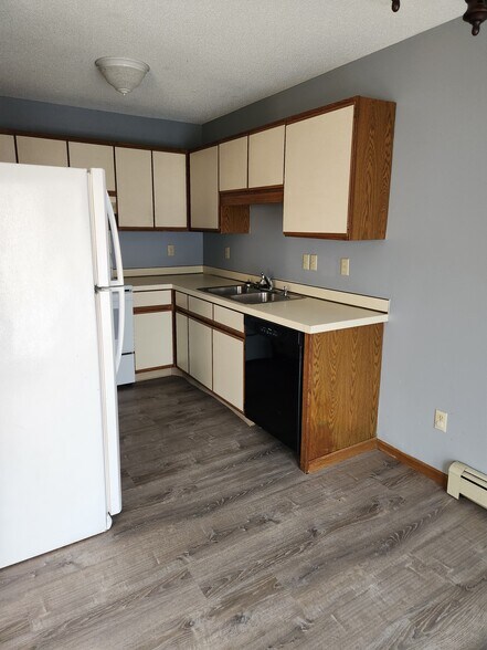 Building Photo - 1316 w Norton ave
