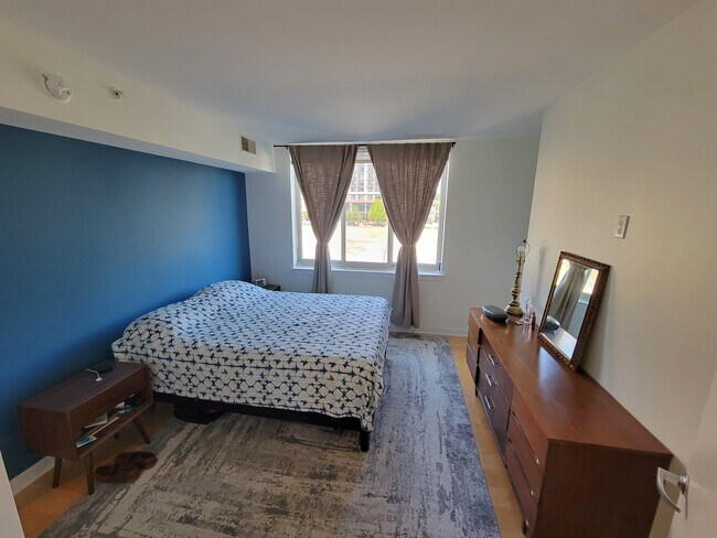 Building Photo - 1000 New Jersey Ave SE